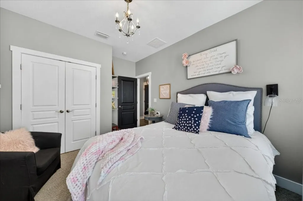 5955 Parkset Drive Lithia FL 33547