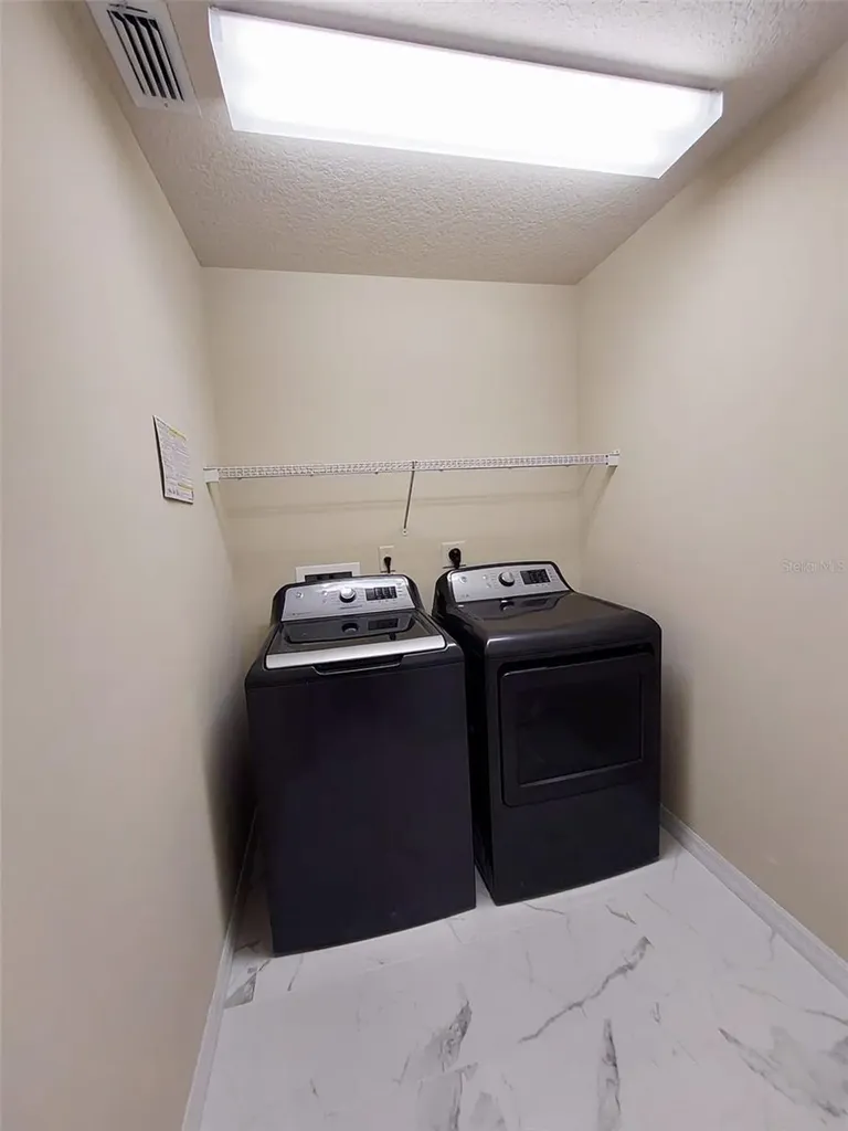 1102 NE 21st Terrace Ocala FL 34470