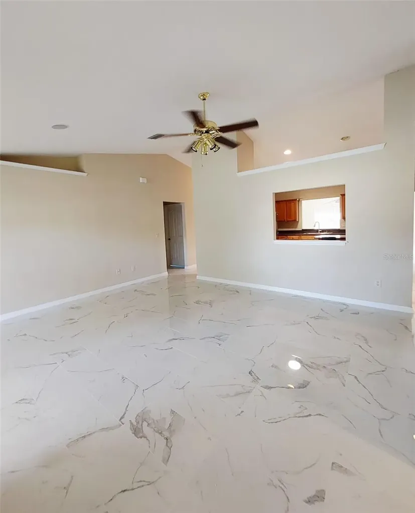 1102 NE 21st Terrace Ocala FL 34470