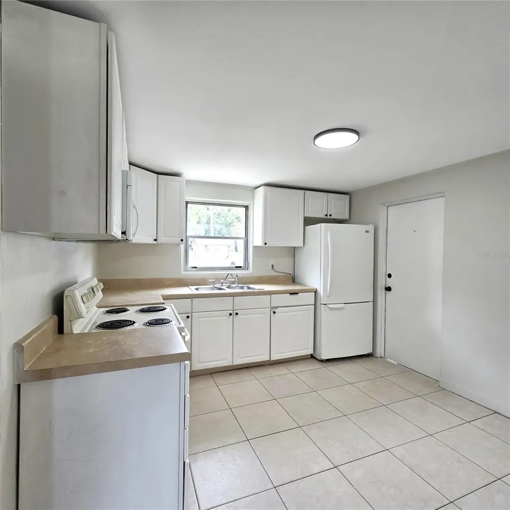 2710 Avenue J NW Winter Haven FL 33881