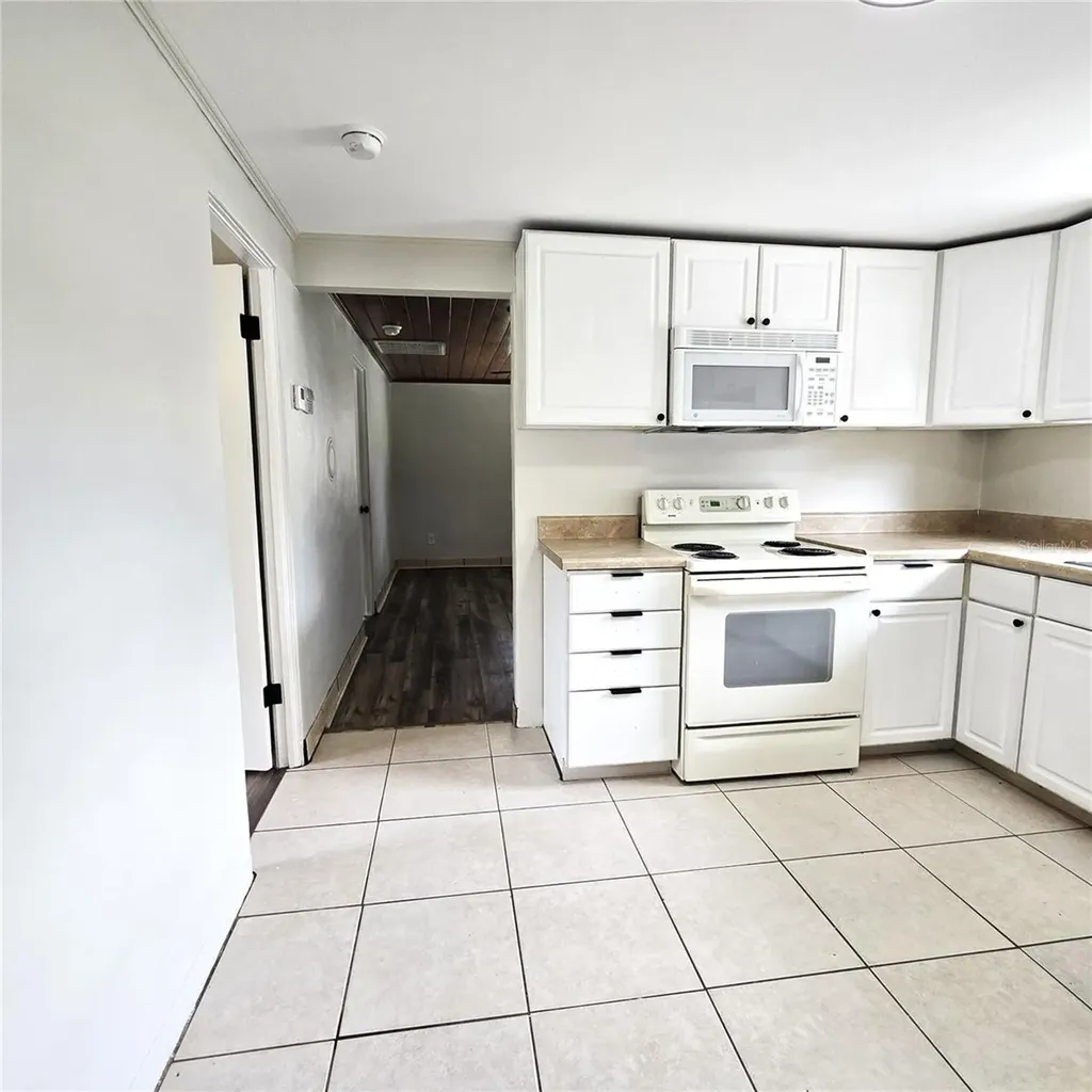 2710 Avenue J NW Winter Haven FL 33881