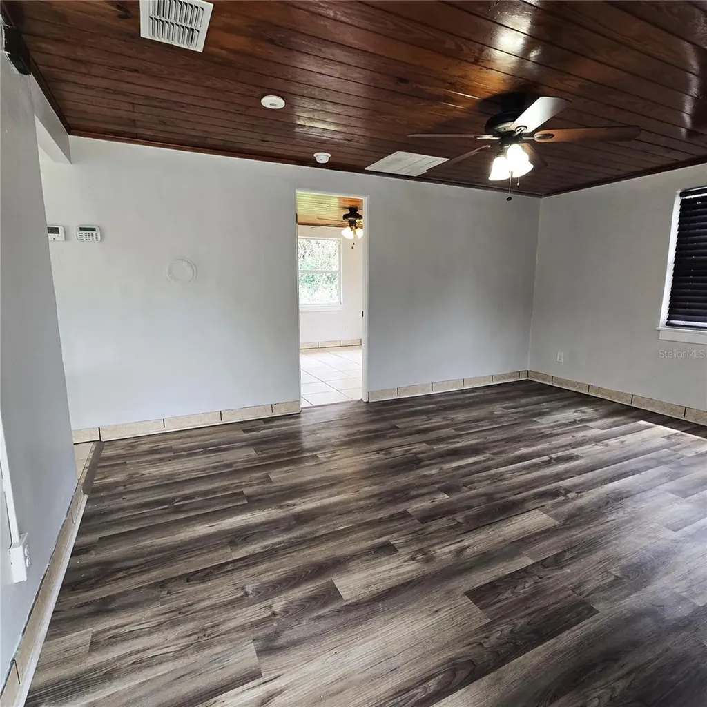 2710 Avenue J NW Winter Haven FL 33881