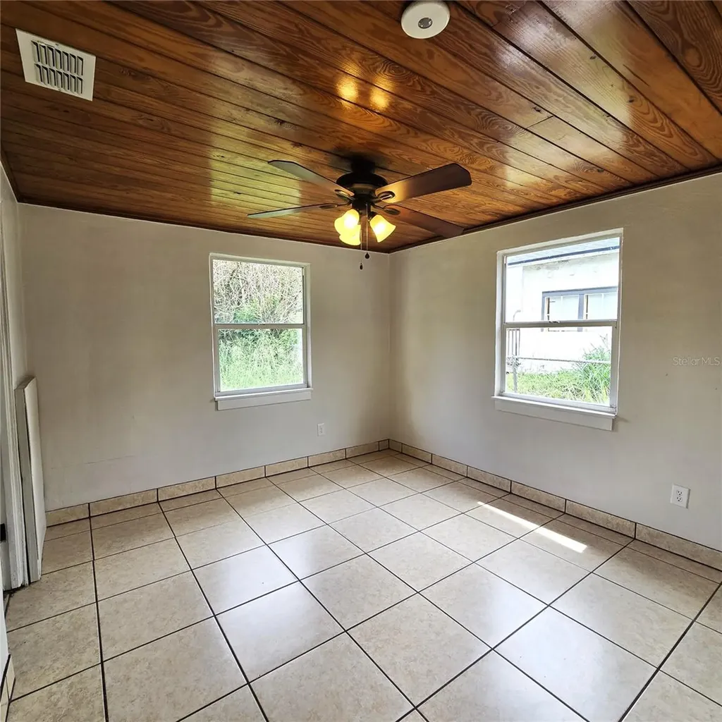 2710 Avenue J NW Winter Haven FL 33881