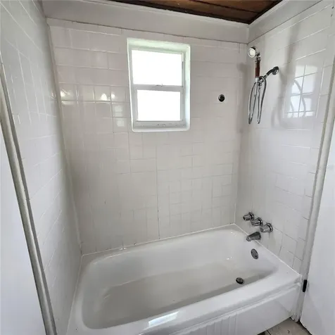 2710 Avenue J NW Winter Haven FL 33881