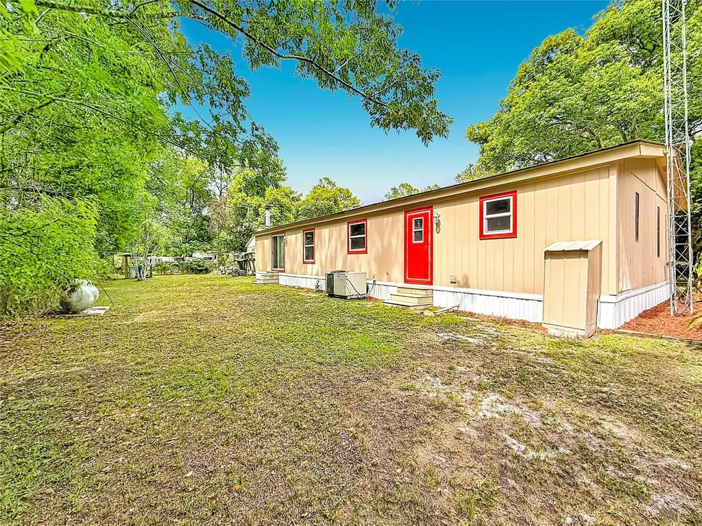 4300 NE 132nd Court Silver Springs FL 34488