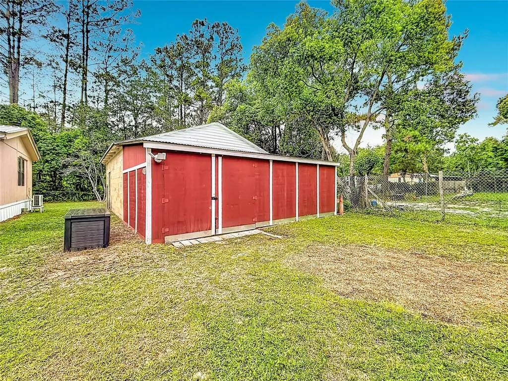 4300 NE 132nd Court Silver Springs FL 34488
