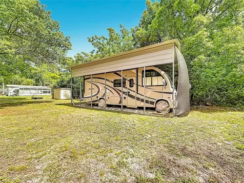 4300 NE 132nd Court Silver Springs FL 34488