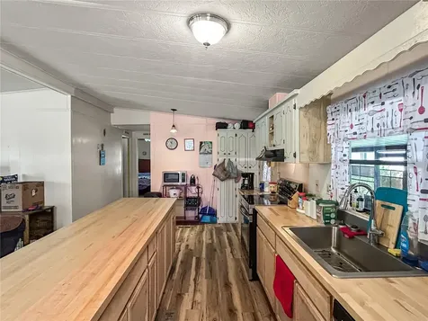 36412 Le Sabre Way Zephyrhills FL 33541