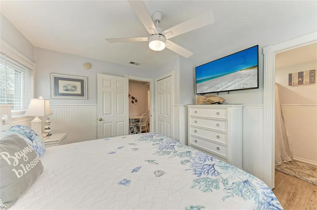 101 25th Street N Bradenton Beach FL 34217