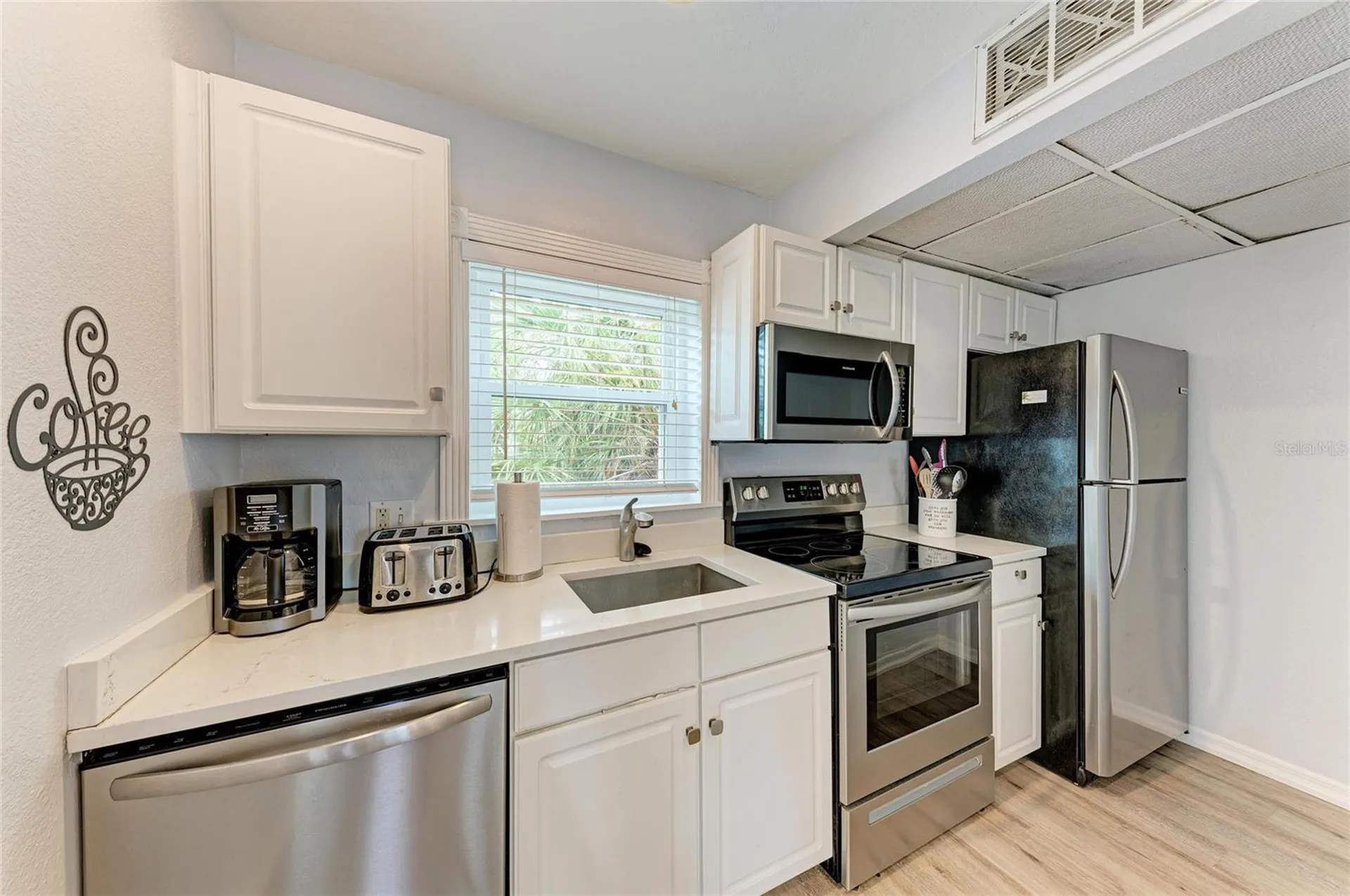 101 25th Street N Bradenton Beach FL 34217