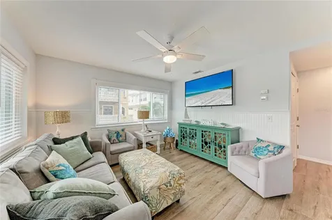 101 25th Street N Bradenton Beach FL 34217