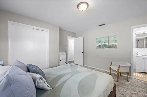5320 Brereton Avenue Orlando FL 32839