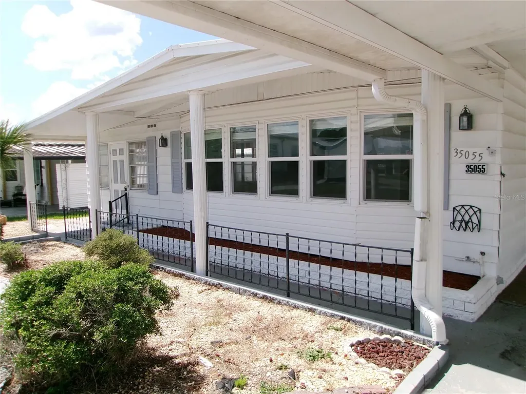 35055 Dale Avenue Zephyrhills FL 33541