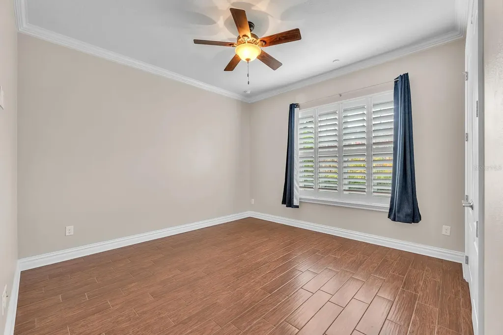 5208 Alafia Falls Drive Lithia FL 33547