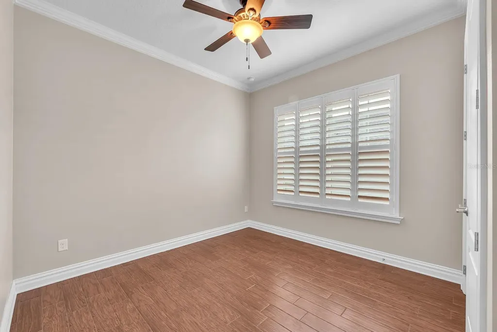5208 Alafia Falls Drive Lithia FL 33547