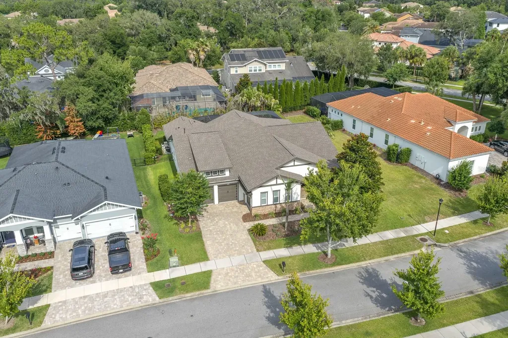 5208 Alafia Falls Drive Lithia FL 33547