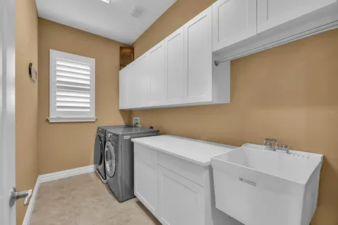 5208 Alafia Falls Drive Lithia FL 33547