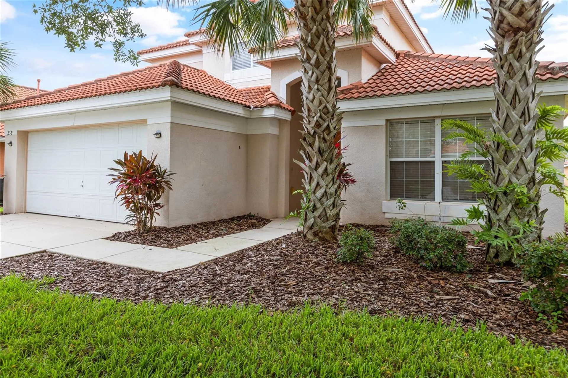 239 Carrera Avenue Davenport FL 33897