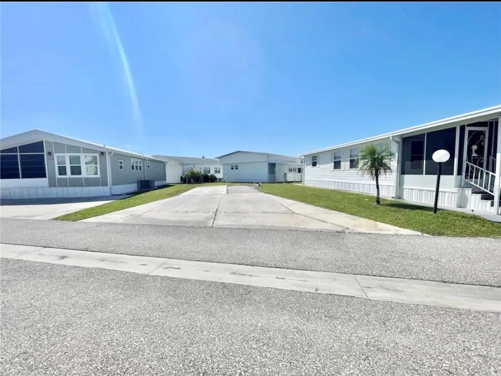 3333 26th Avenue E Bradenton FL 34208