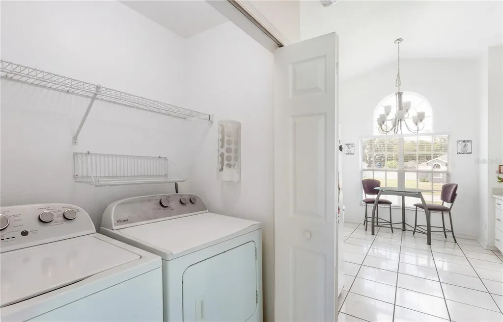 437 Via Del Sol Drive Davenport FL 33896
