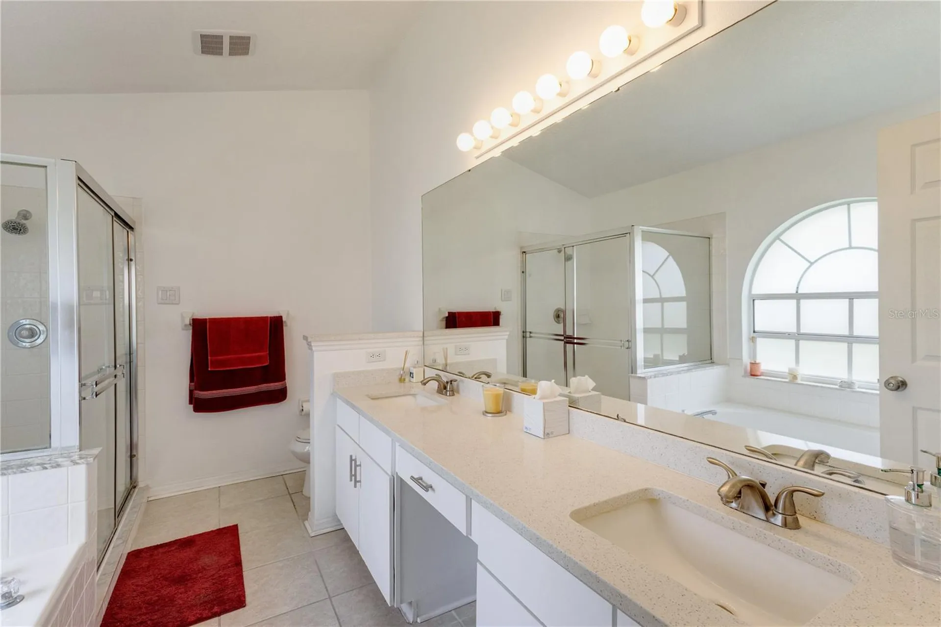 437 Via Del Sol Drive Davenport FL 33896
