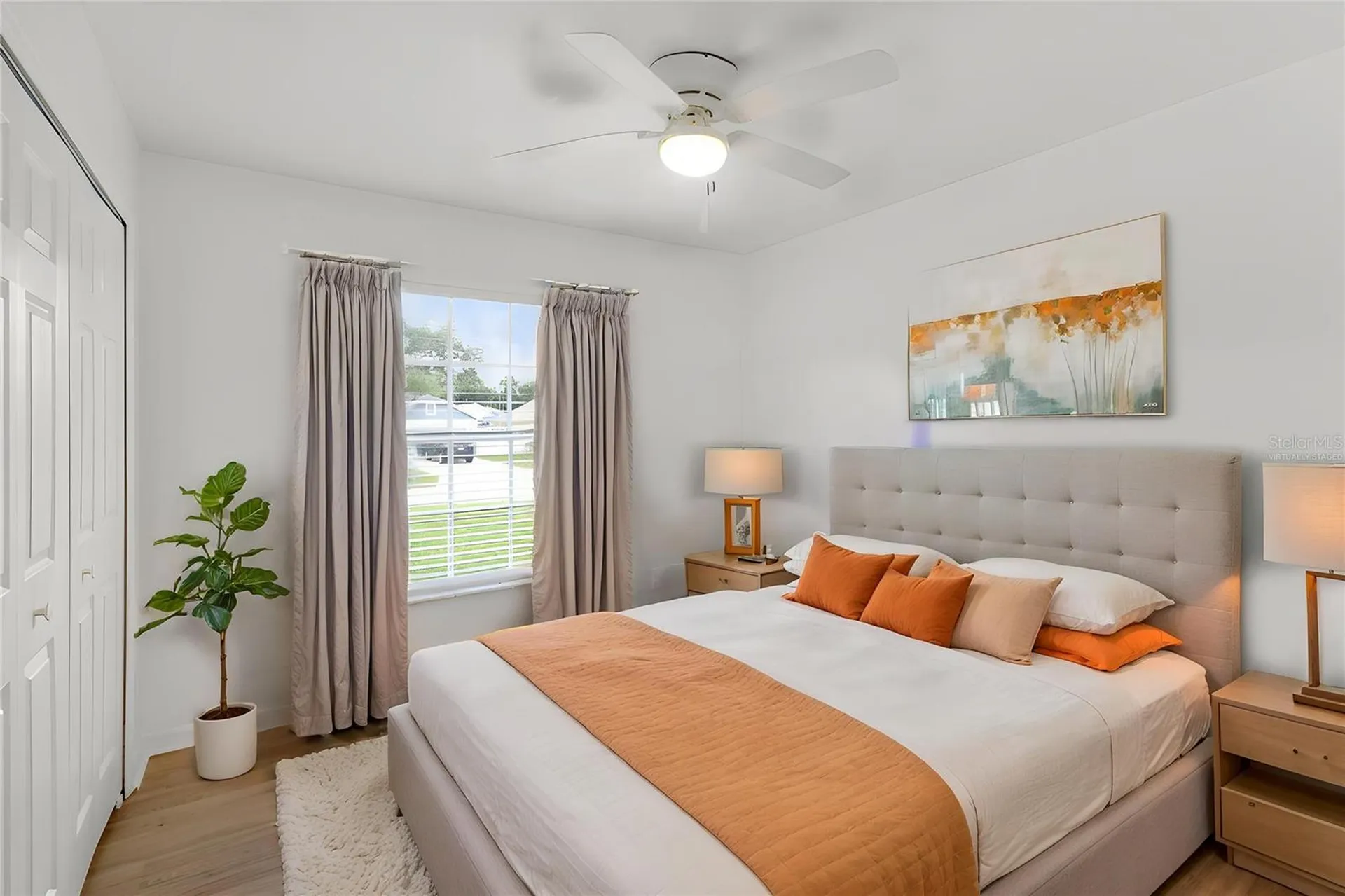 437 Via Del Sol Drive Davenport FL 33896
