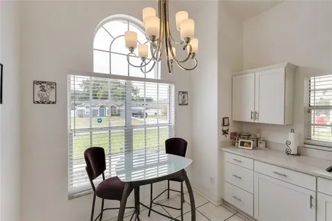 437 Via Del Sol Drive Davenport FL 33896