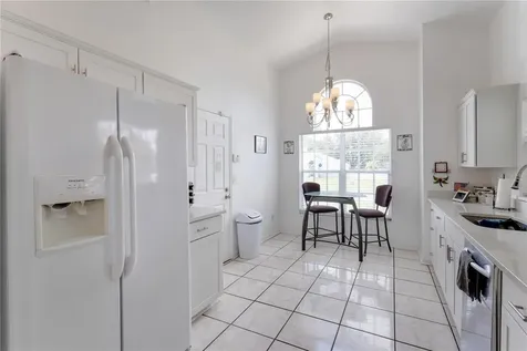437 Via Del Sol Drive Davenport FL 33896