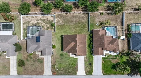 437 Via Del Sol Drive Davenport FL 33896