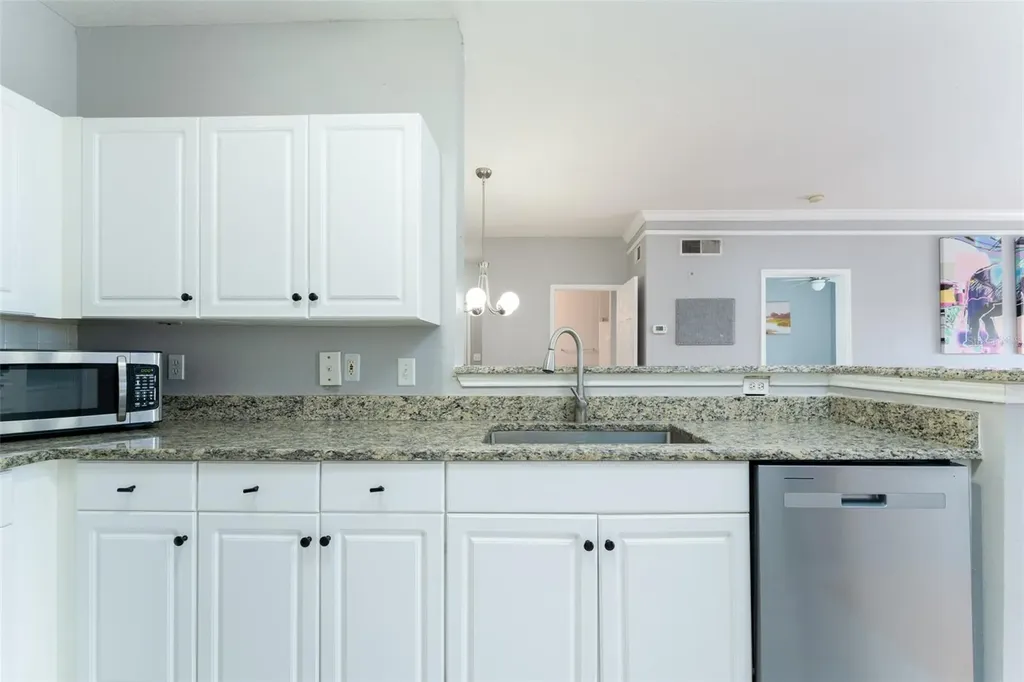 4306 Bayside Village Drive Tampa FL 33615