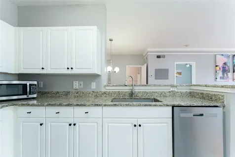 4306 Bayside Village Drive Tampa FL 33615