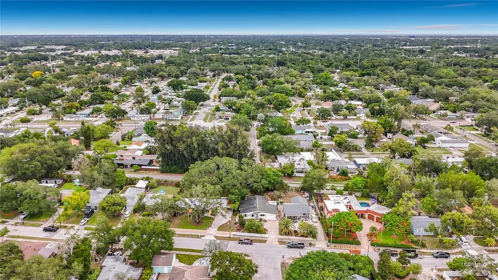 2045 Broadway Clearwater FL 33755
