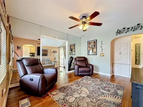 2045 Broadway Clearwater FL 33755