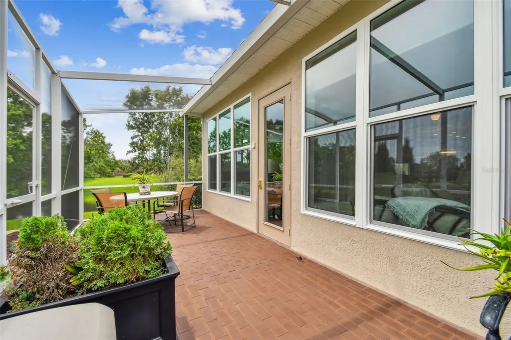 521 Weston Place Debary FL 32713