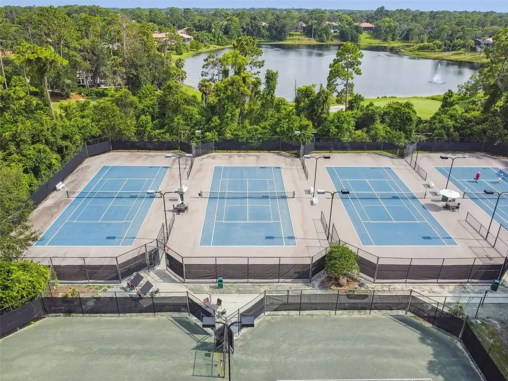 521 Weston Place Debary FL 32713