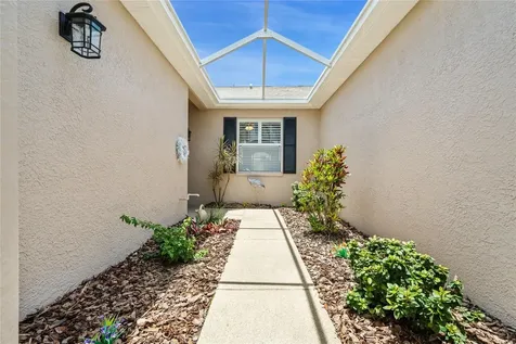 7307 Cleopatra Drive Land O Lakes FL 34637