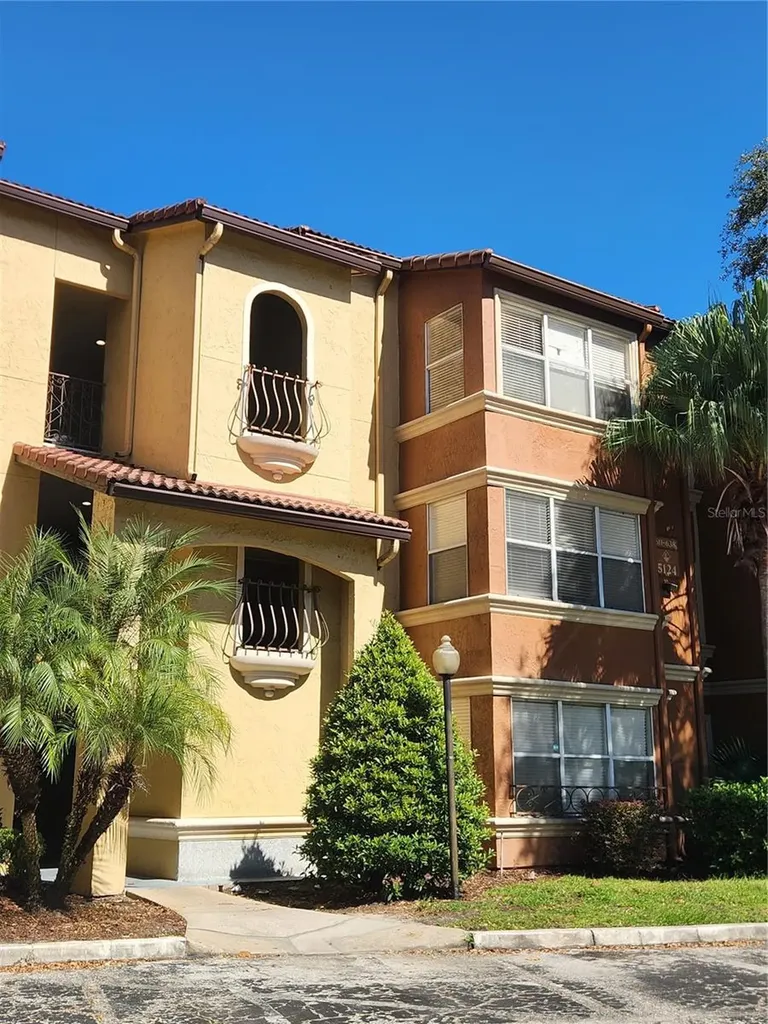 5124 Conroy Road Orlando FL 32811