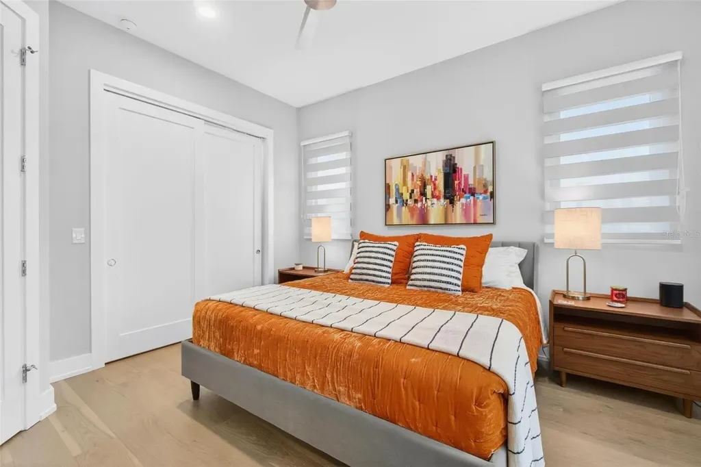 374 6th Street S St Petersburg FL 33701