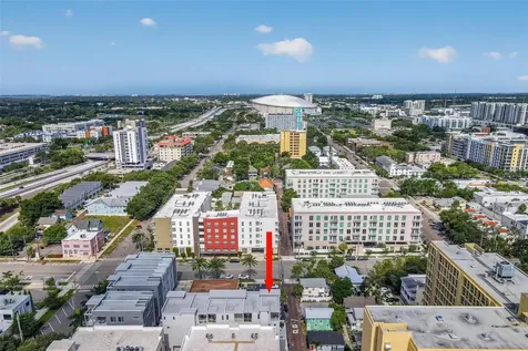 374 6th Street S St Petersburg FL 33701
