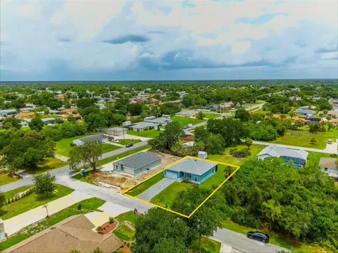 21434 Dekals Avenue Port Charlotte FL 33952
