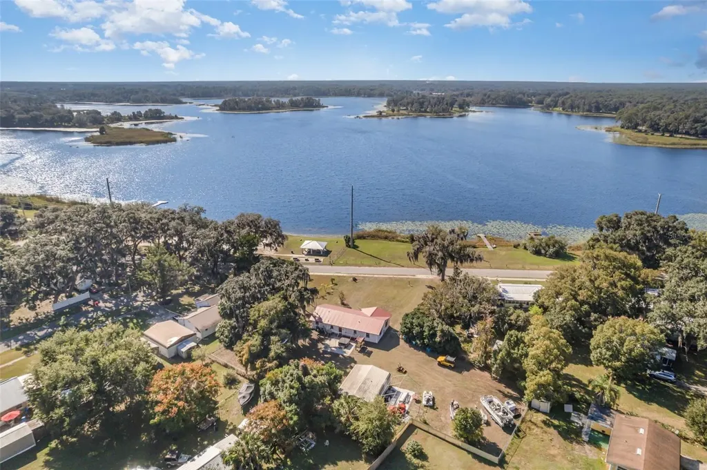 404 Grand Rondo E Crescent City FL 32112