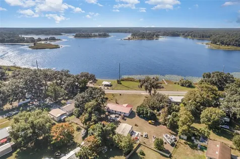 404 Grand Rondo E Crescent City FL 32112