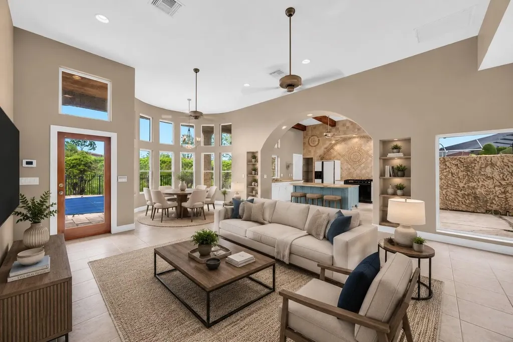 1005 Piano Lane Apollo Beach FL 33572
