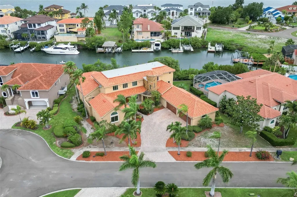 1005 Piano Lane Apollo Beach FL 33572