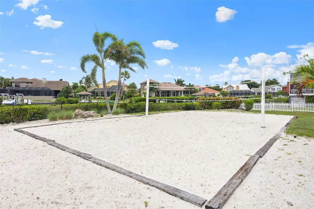 1005 Piano Lane Apollo Beach FL 33572