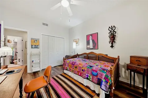328 Los Prados Drive Safety Harbor FL 34695