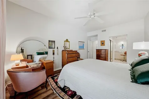 328 Los Prados Drive Safety Harbor FL 34695