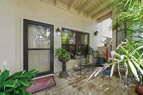 328 Los Prados Drive Safety Harbor FL 34695