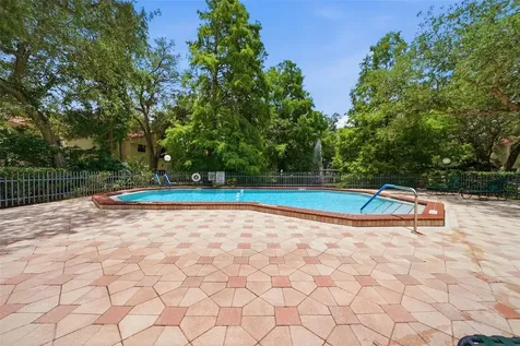 328 Los Prados Drive Safety Harbor FL 34695