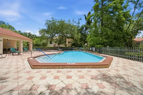 328 Los Prados Drive Safety Harbor FL 34695